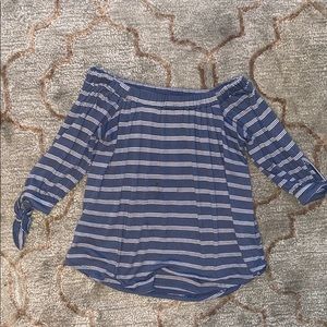 Abercrombie off the shoulder shirt